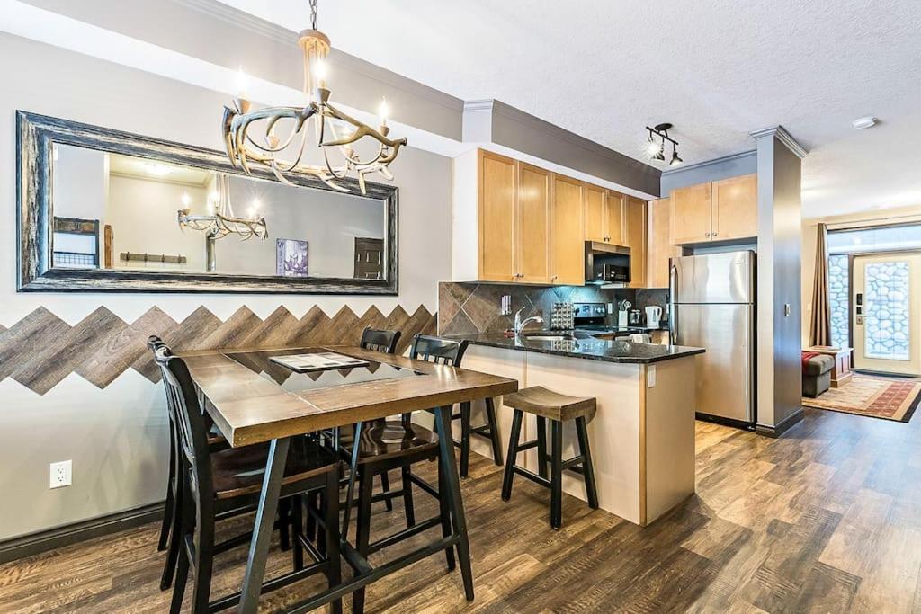 Mystic Getaway Apartment แคนมอร์ ภายนอก รูปภาพ